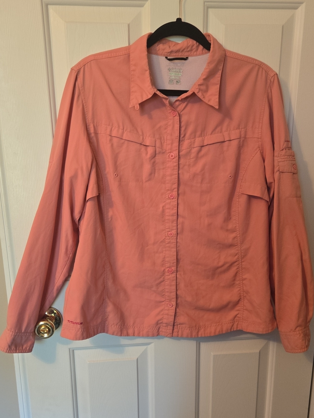Columbia Women’s Coral Sporty Button-Down Long Sleeve Shirt Size XL